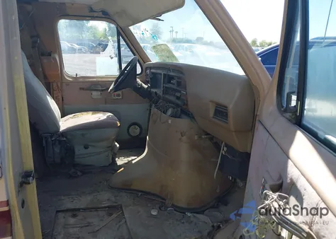 1988 Ford Econoline E250 Super Duty Van из США, поврежденный, VIN 1FDGS24H0JHC21214